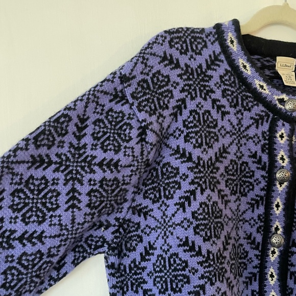 L.L. Bean Women's Black and Purple Cardigan - Picture 3 of 5